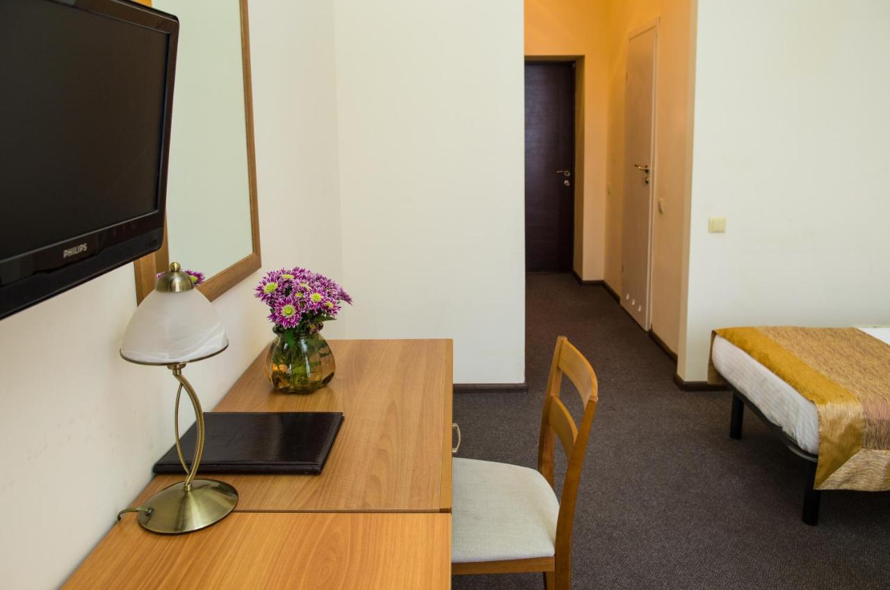 Отель Conference Hall Irpin' Экстерьер фото